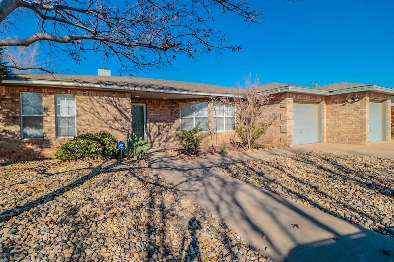 5212 30th Street - Photo 1