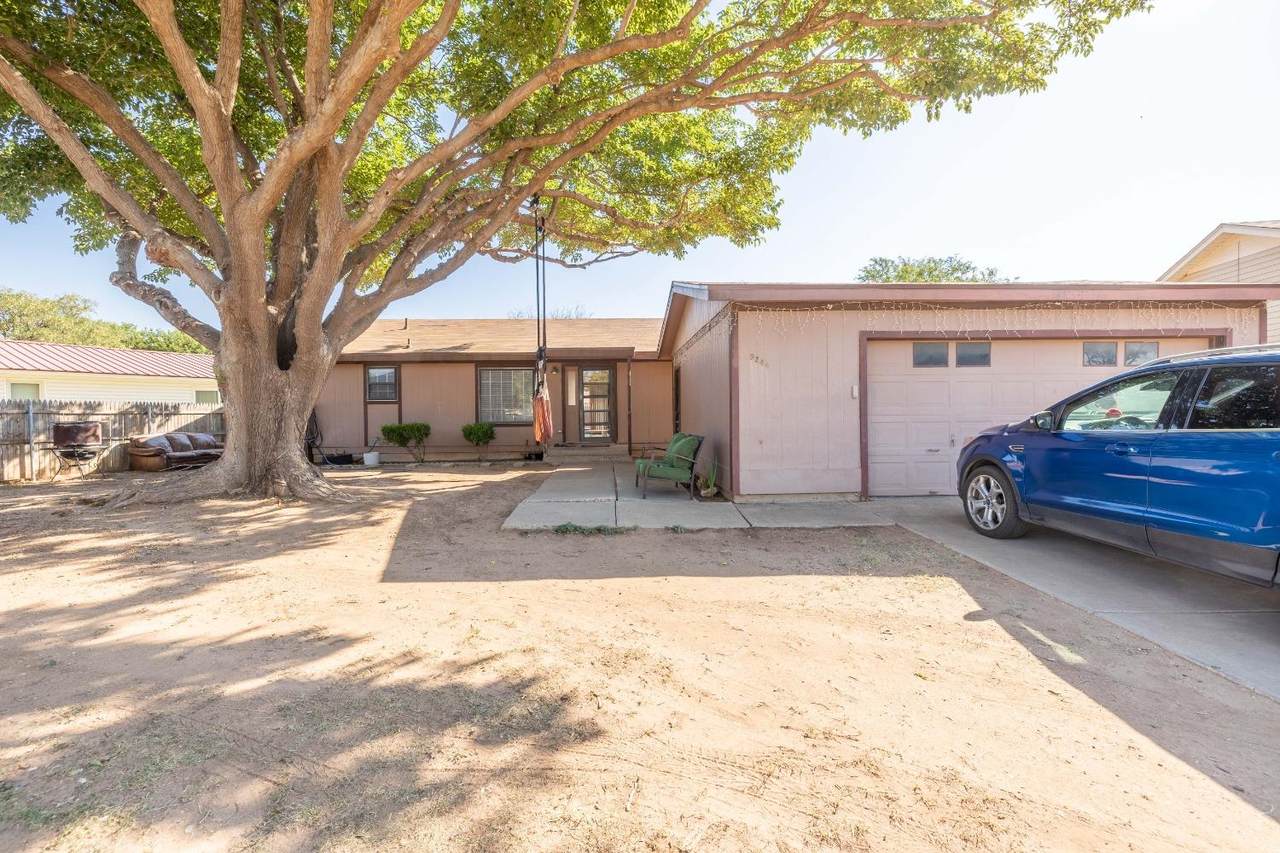 9244 Belton Avenue - Photo 1