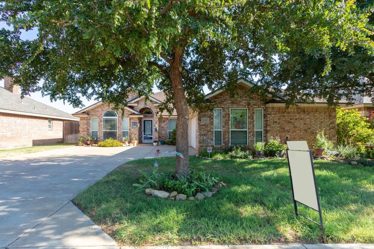610 8th Street - Photo 1