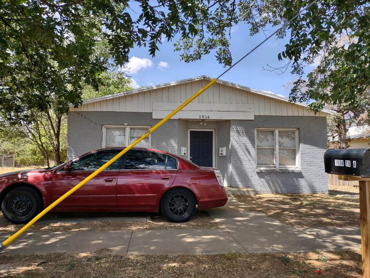 1914 18th Street - Photo 1