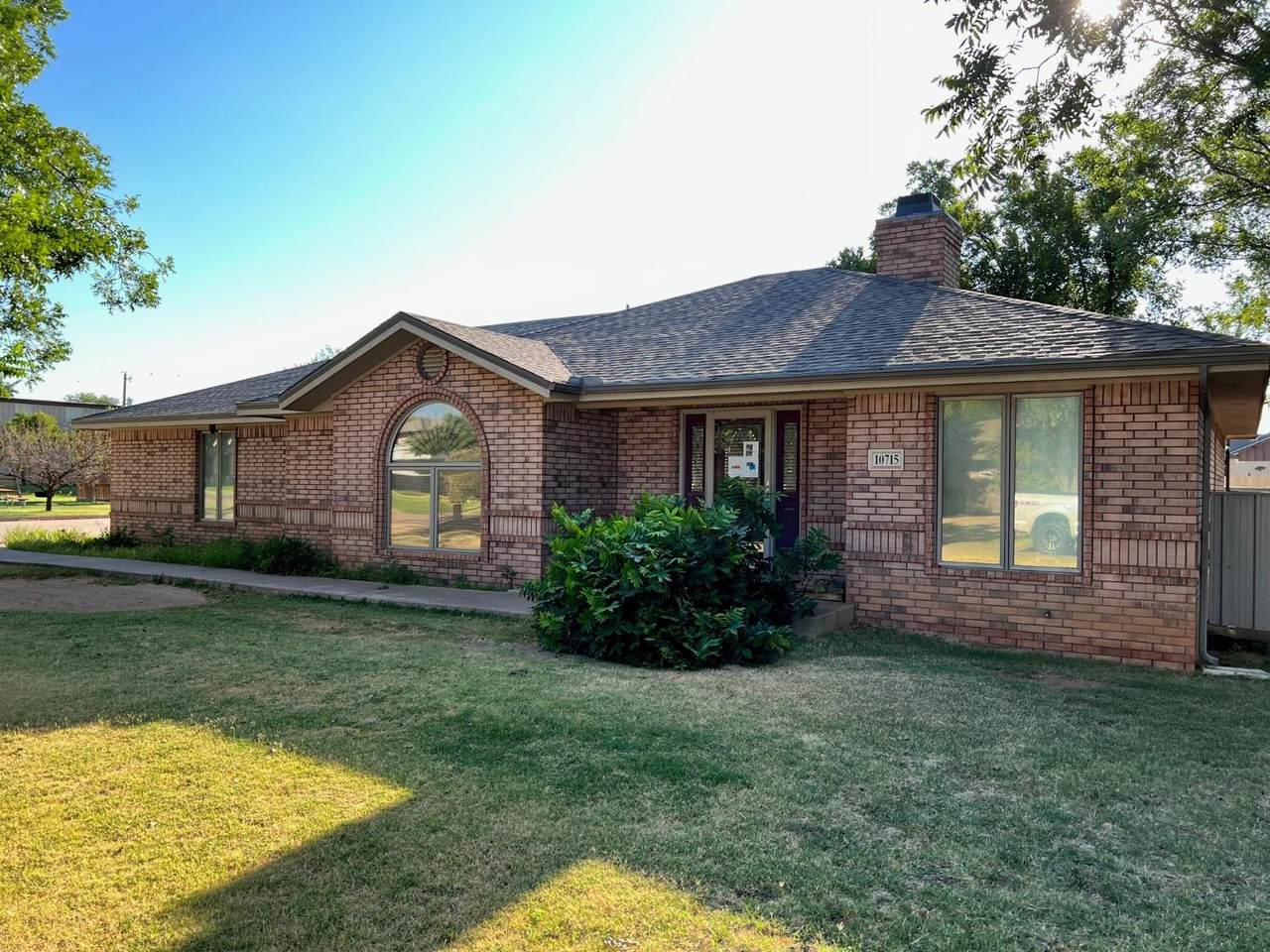 10715 Louisville Avenue - Photo 1