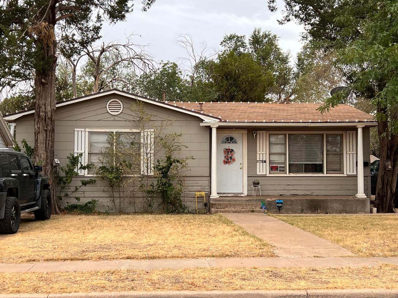 2707 35th Street - Photo 1