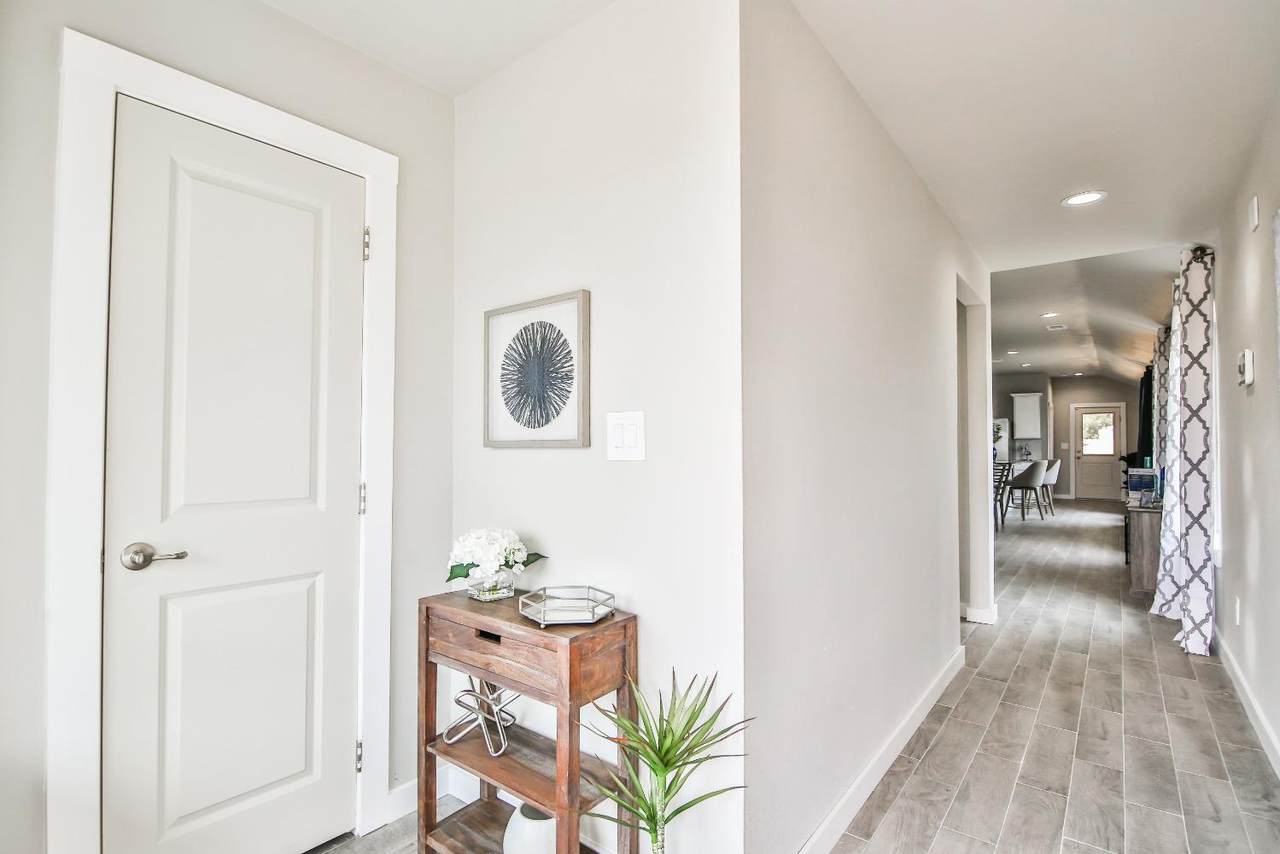 69 Windsor Court - Photo 1