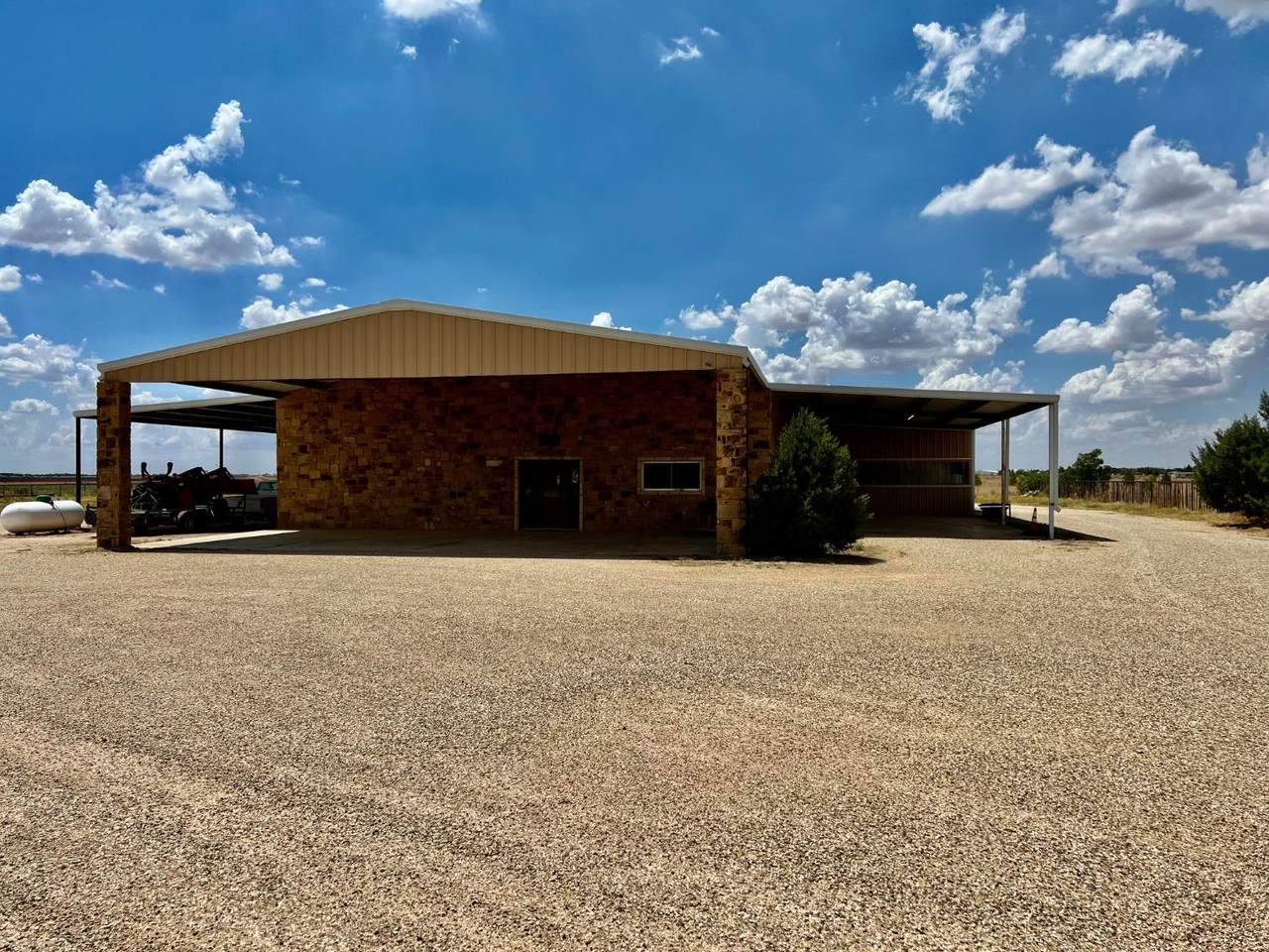 16502 Private Road 2000 - Photo 1