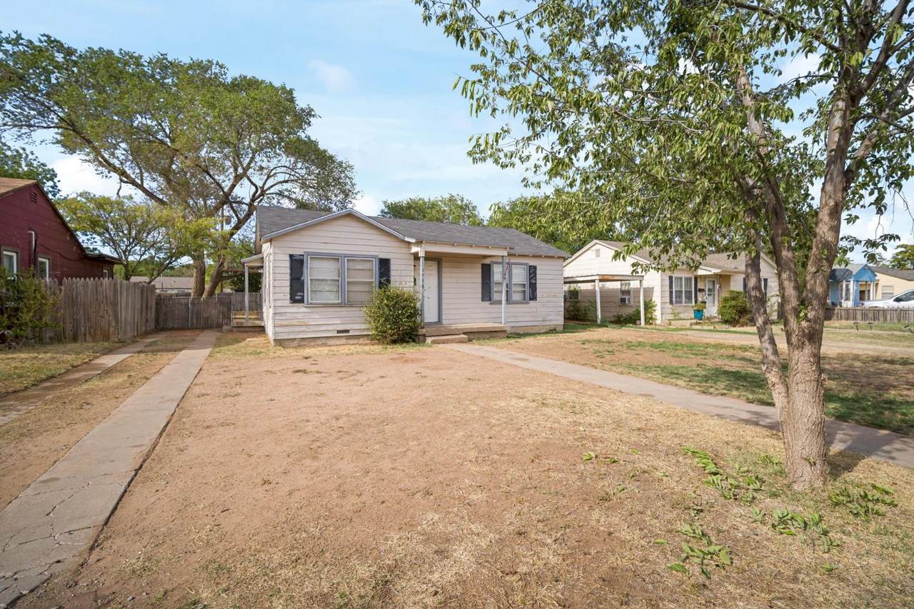 2710 41st Street - Photo 1