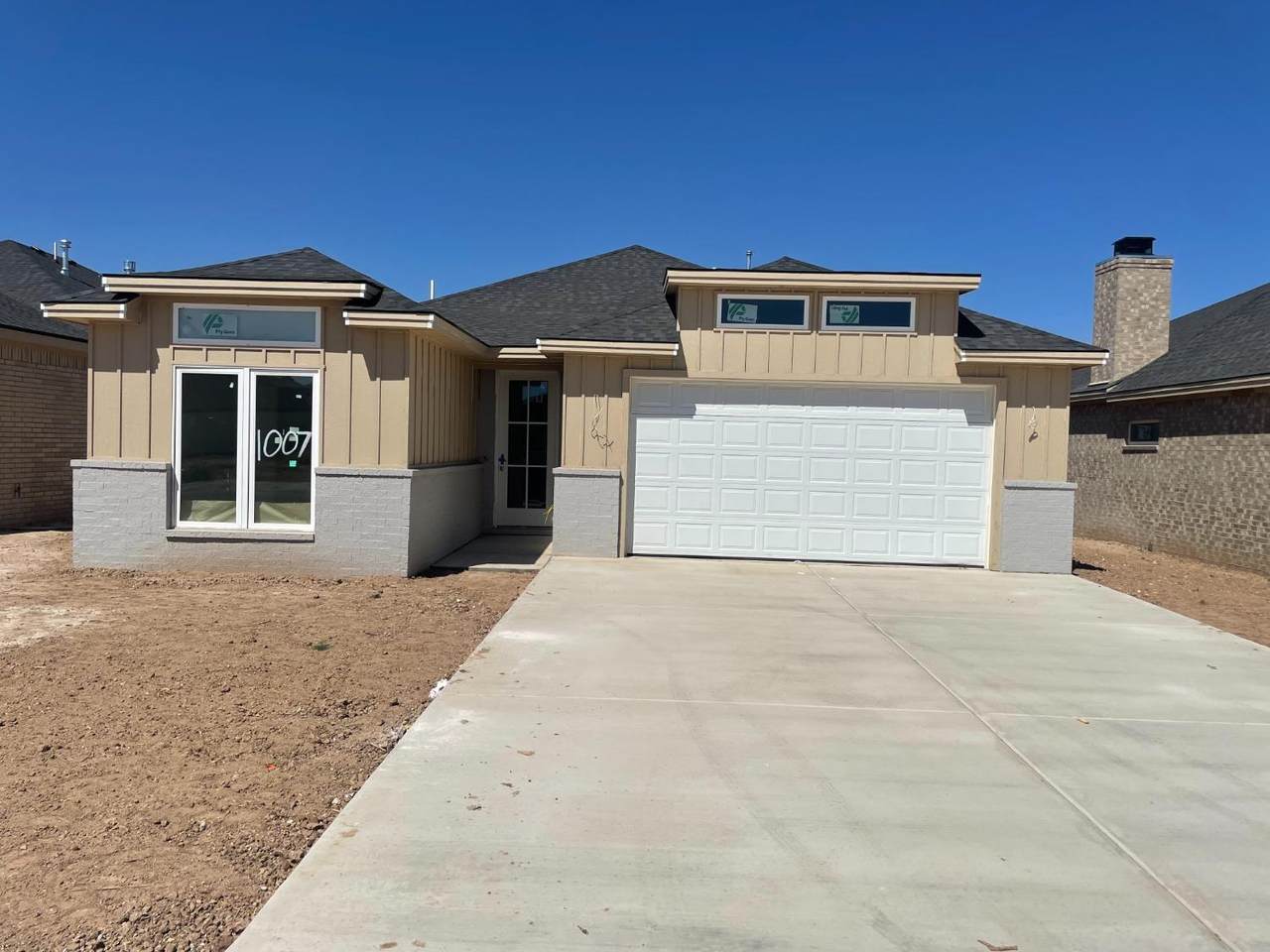 1007 Grover Avenue - Photo 1