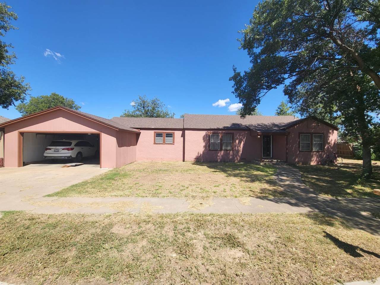 413 11th Street - Photo 1