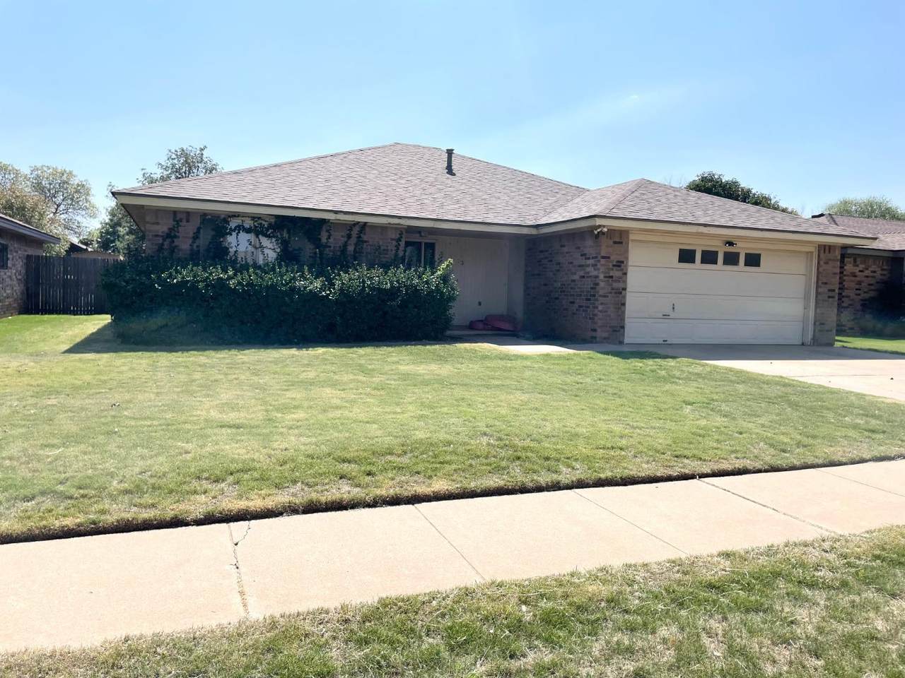 5513 95th Street - Photo 1
