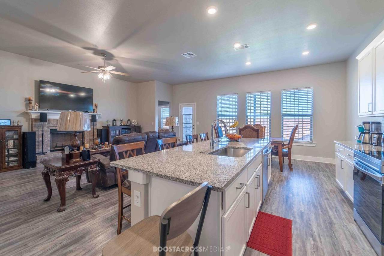 7446 31st Street - Photo 1