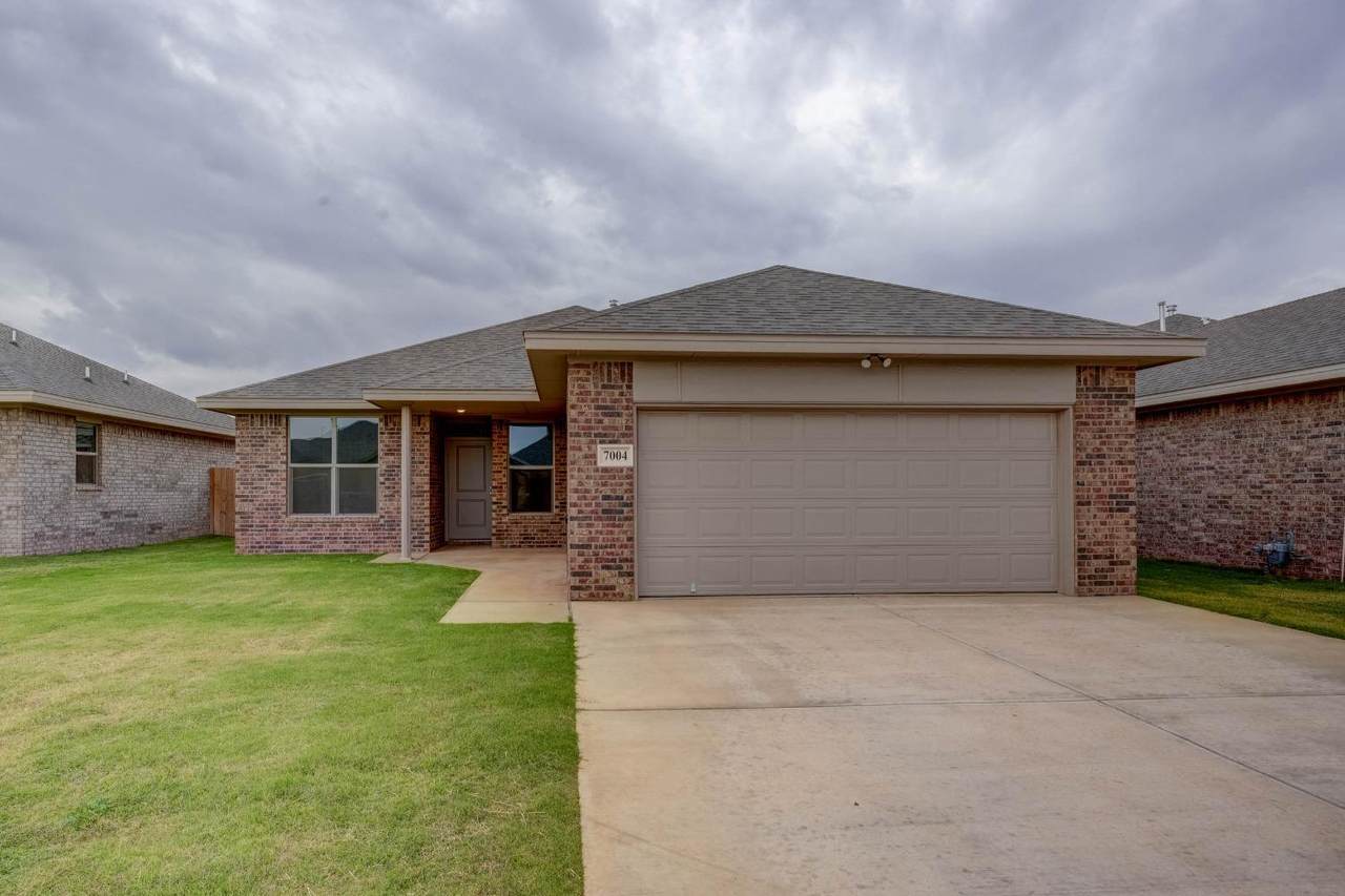7004 11th - Photo 1