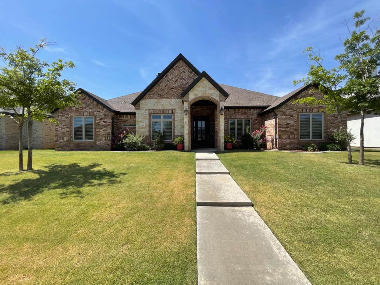 4603 106th Street - Photo 1