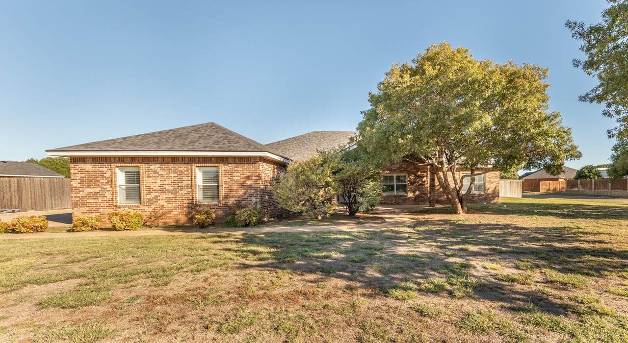 6402 County Road 7415 - Photo 1