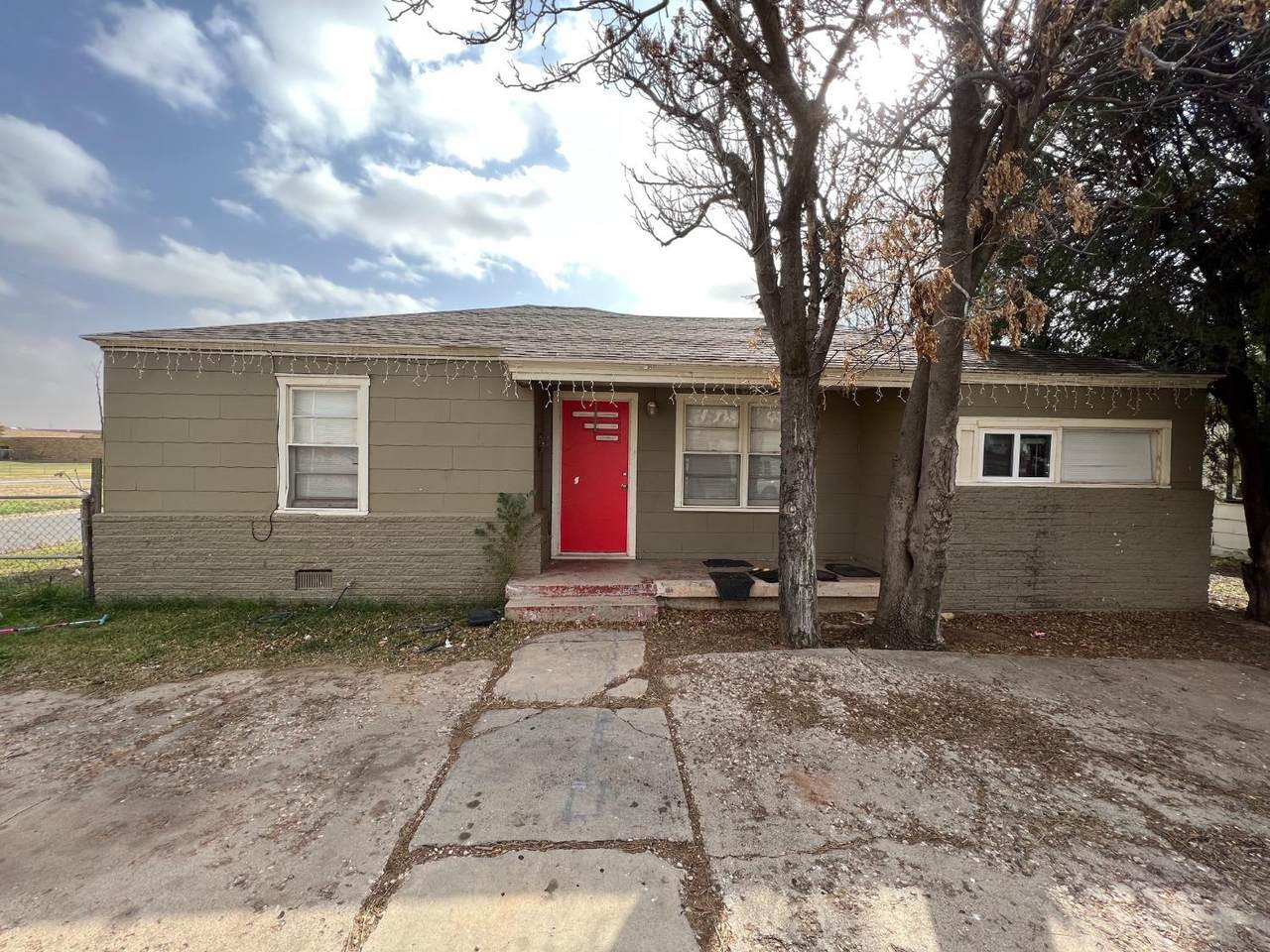 1301 38th Street - Photo 1