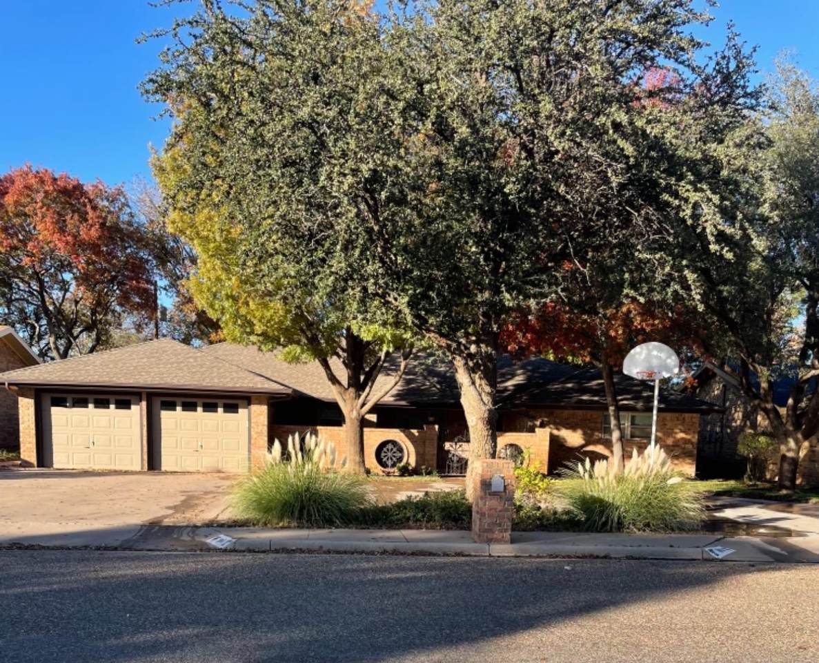 105 Sandalwood Lane - Photo 1