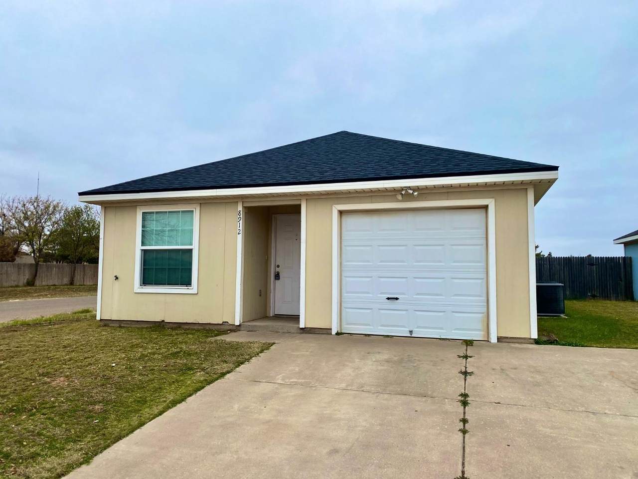 8912 Terrell Avenue - Photo 1