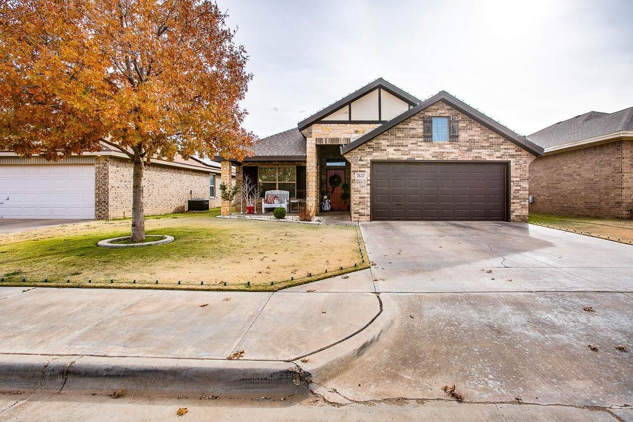 7637 85th Street - Photo 1