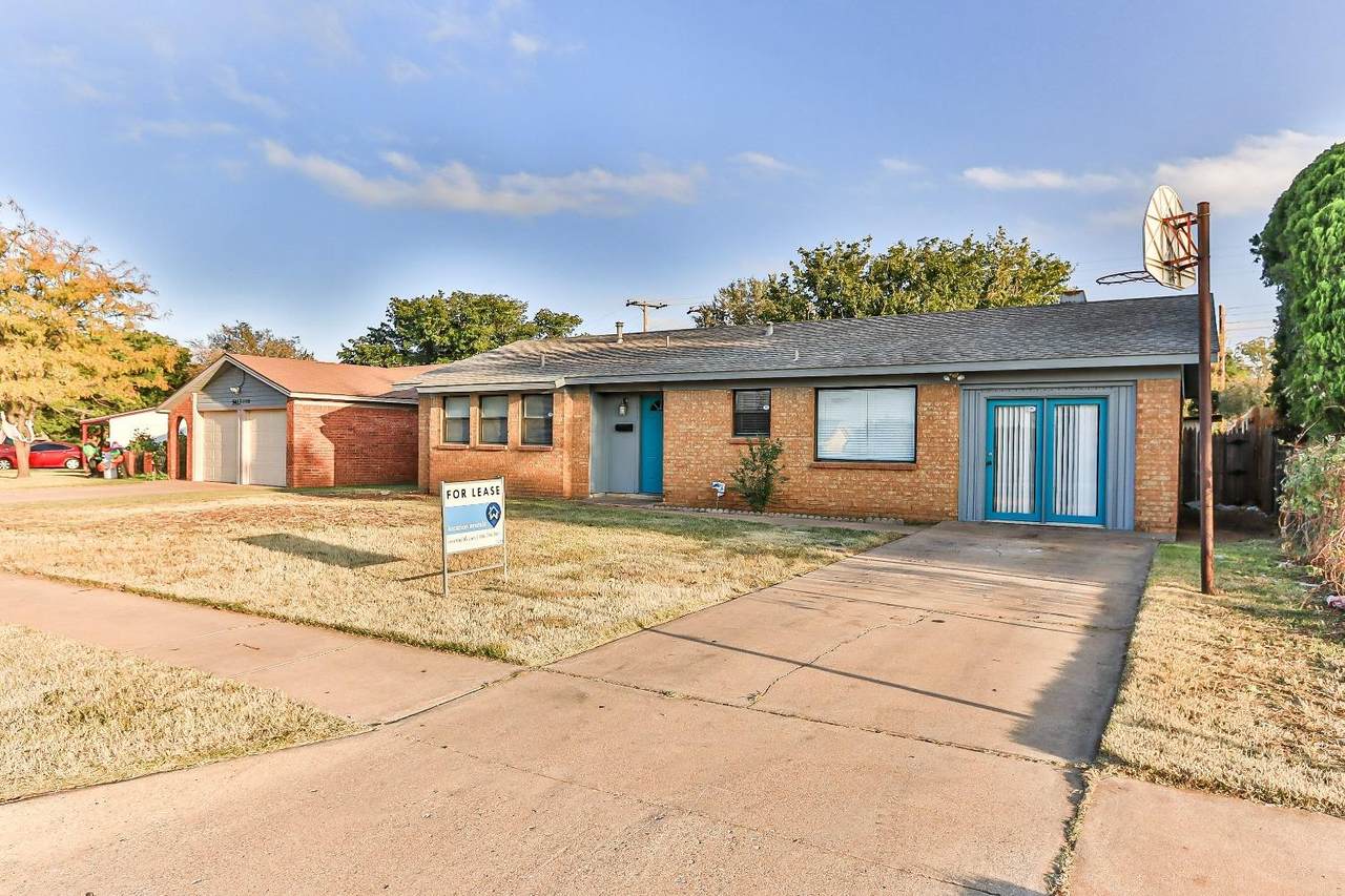 5415 39th Drive - Photo 1