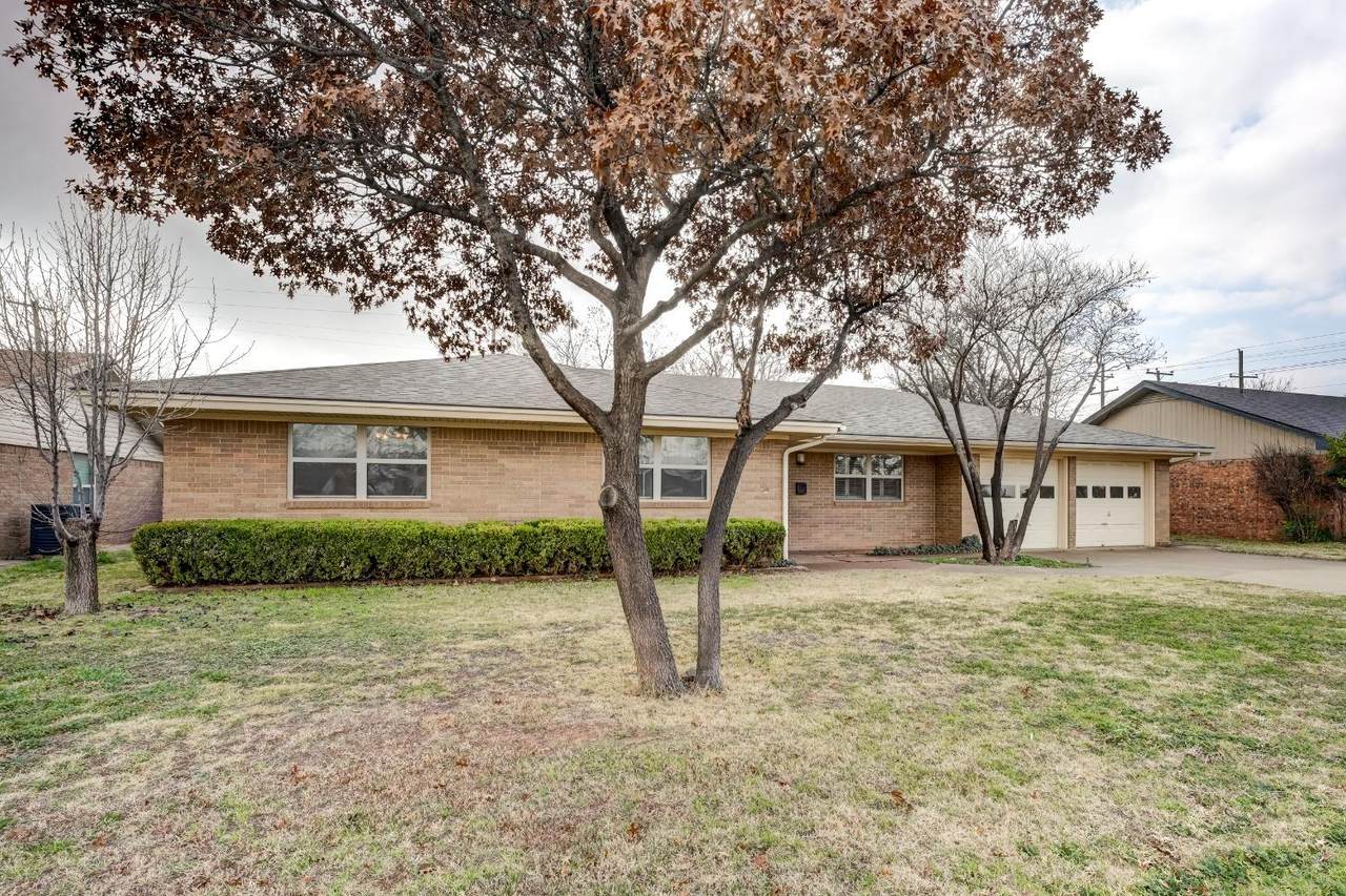 5425 30th Street - Photo 1