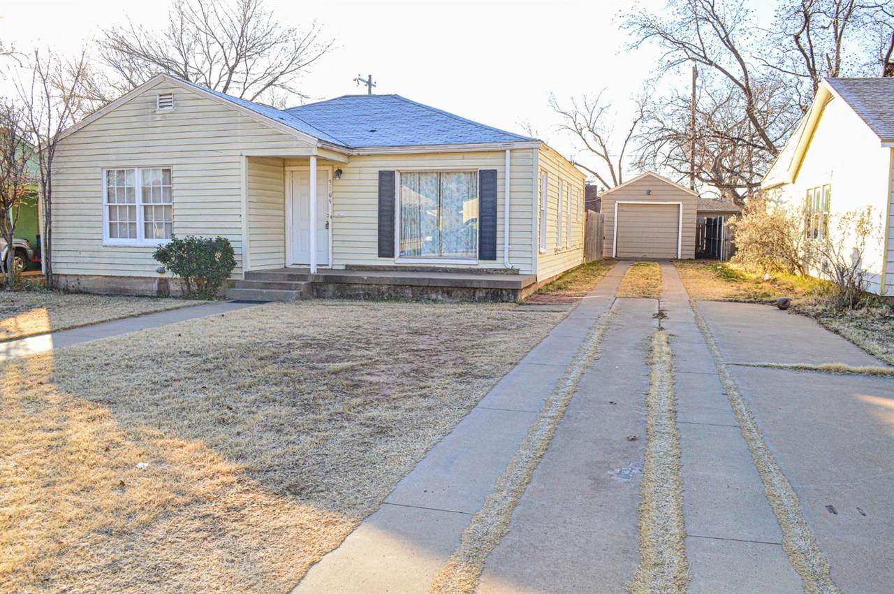 3105 31st - Photo 1