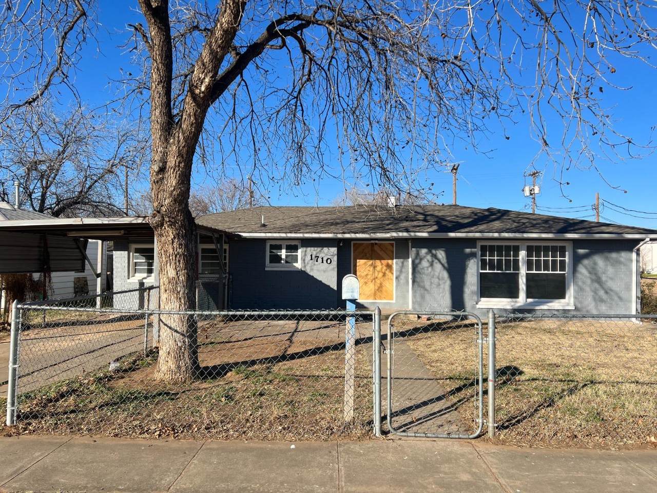 1710 47th Street - Photo 1