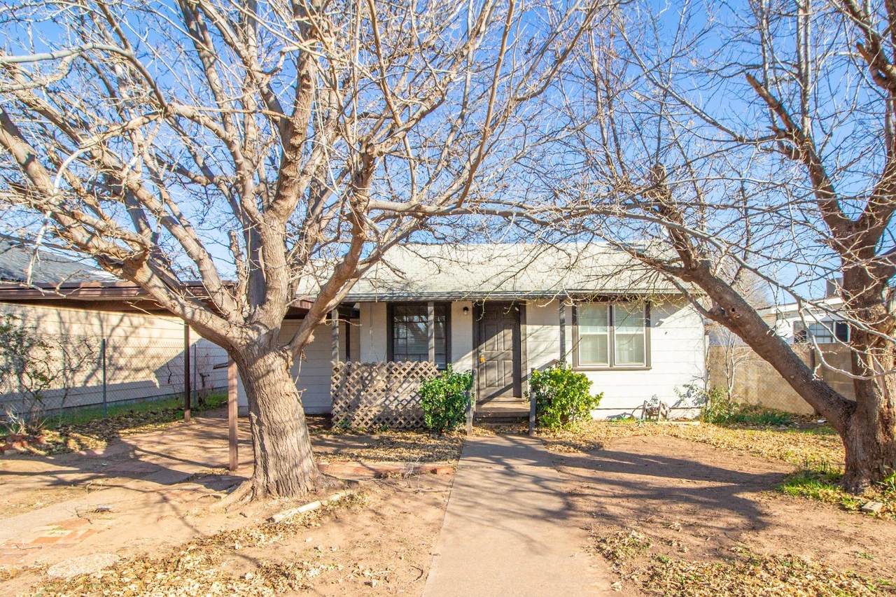 3707 Ave S - Photo 1