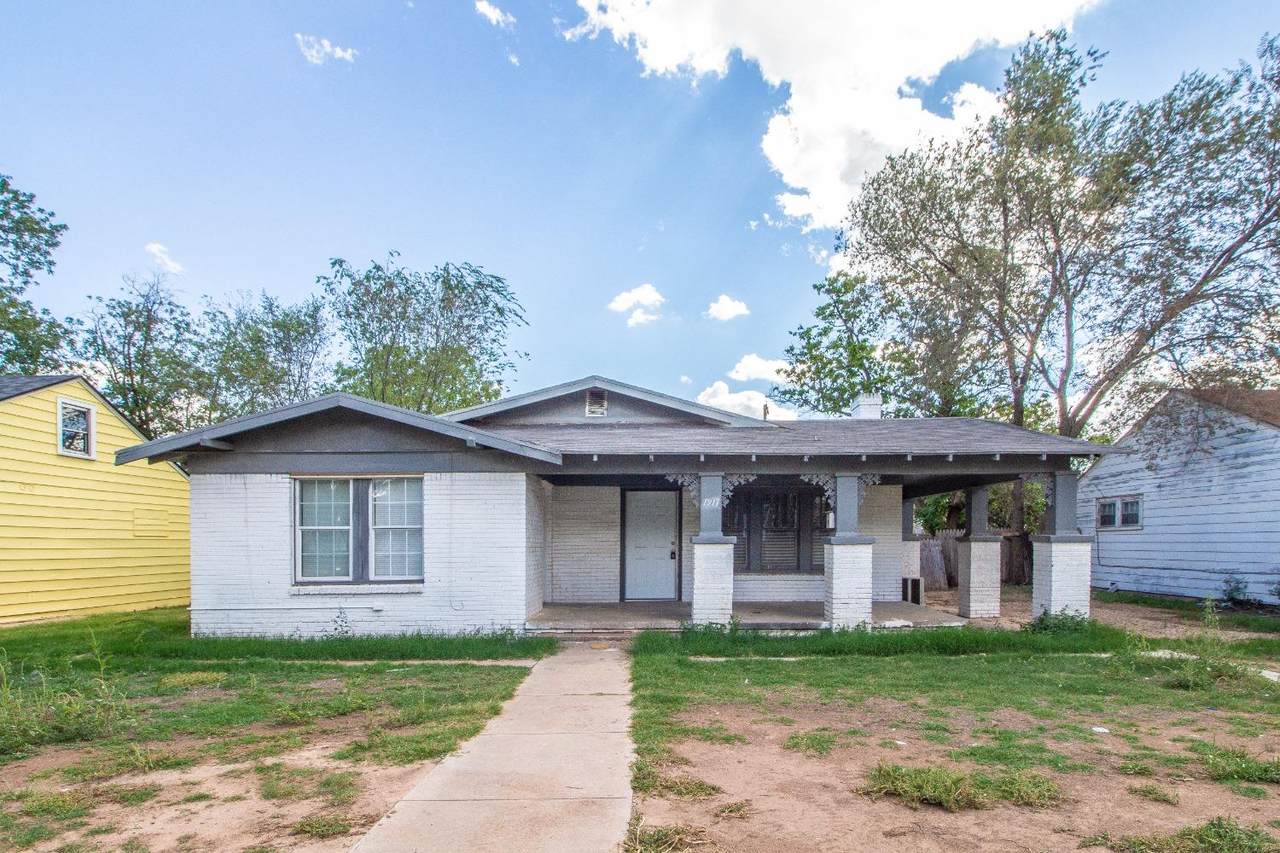 1911 22nd Street - Photo 1