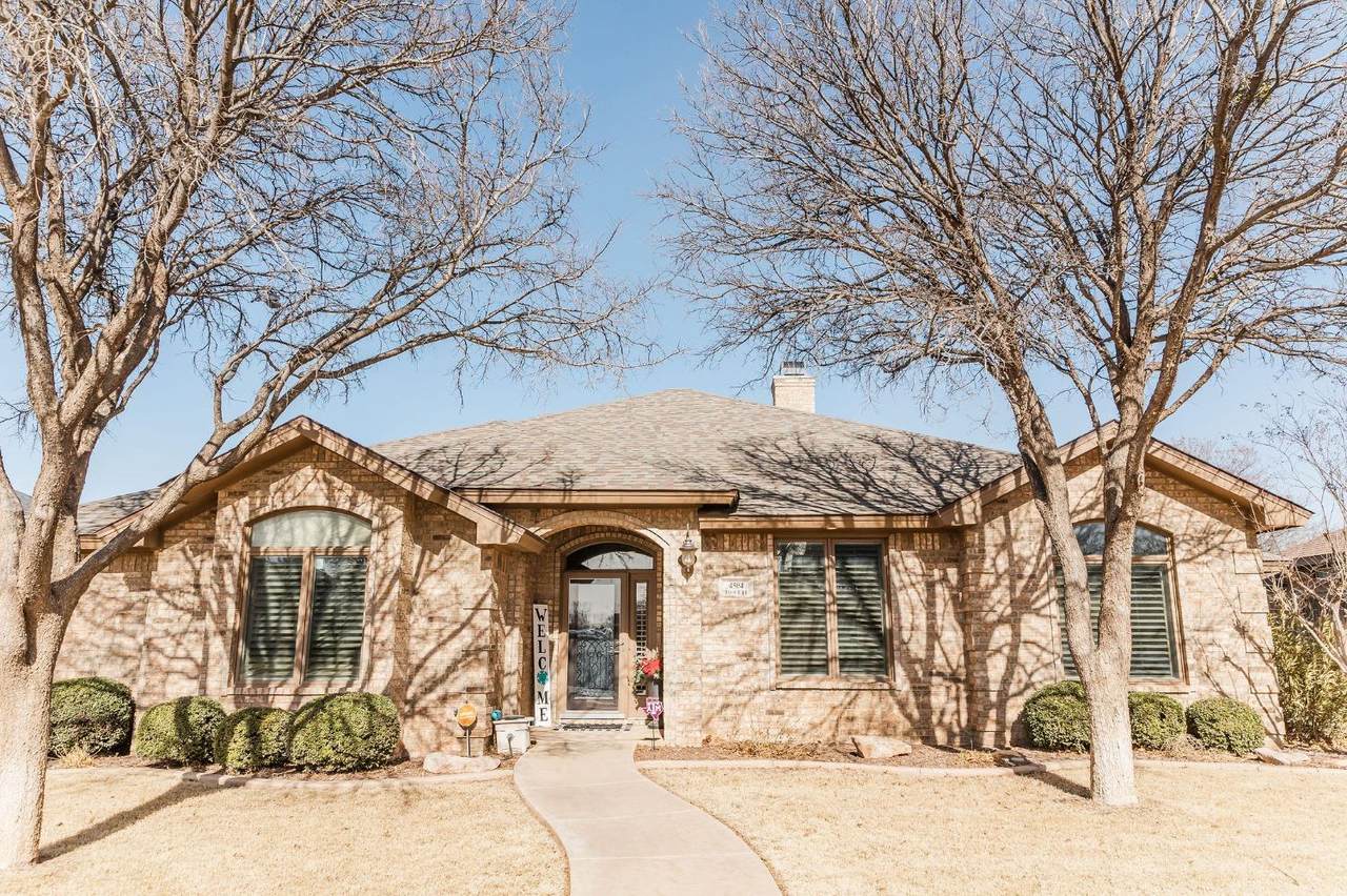 4504 109th Street - Photo 1