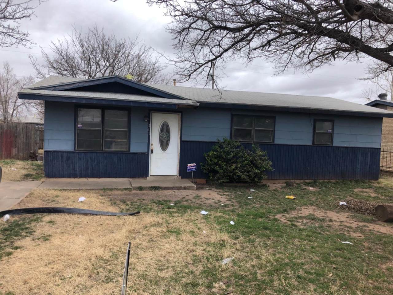 403 Teak Avenue - Photo 1