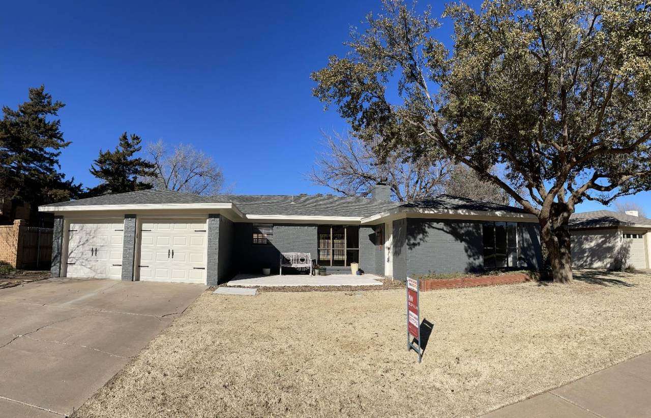 4510 80th Street - Photo 1