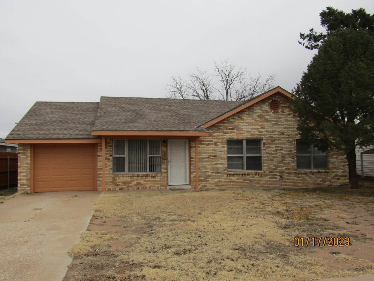 117 Flint Avenue - Photo 1