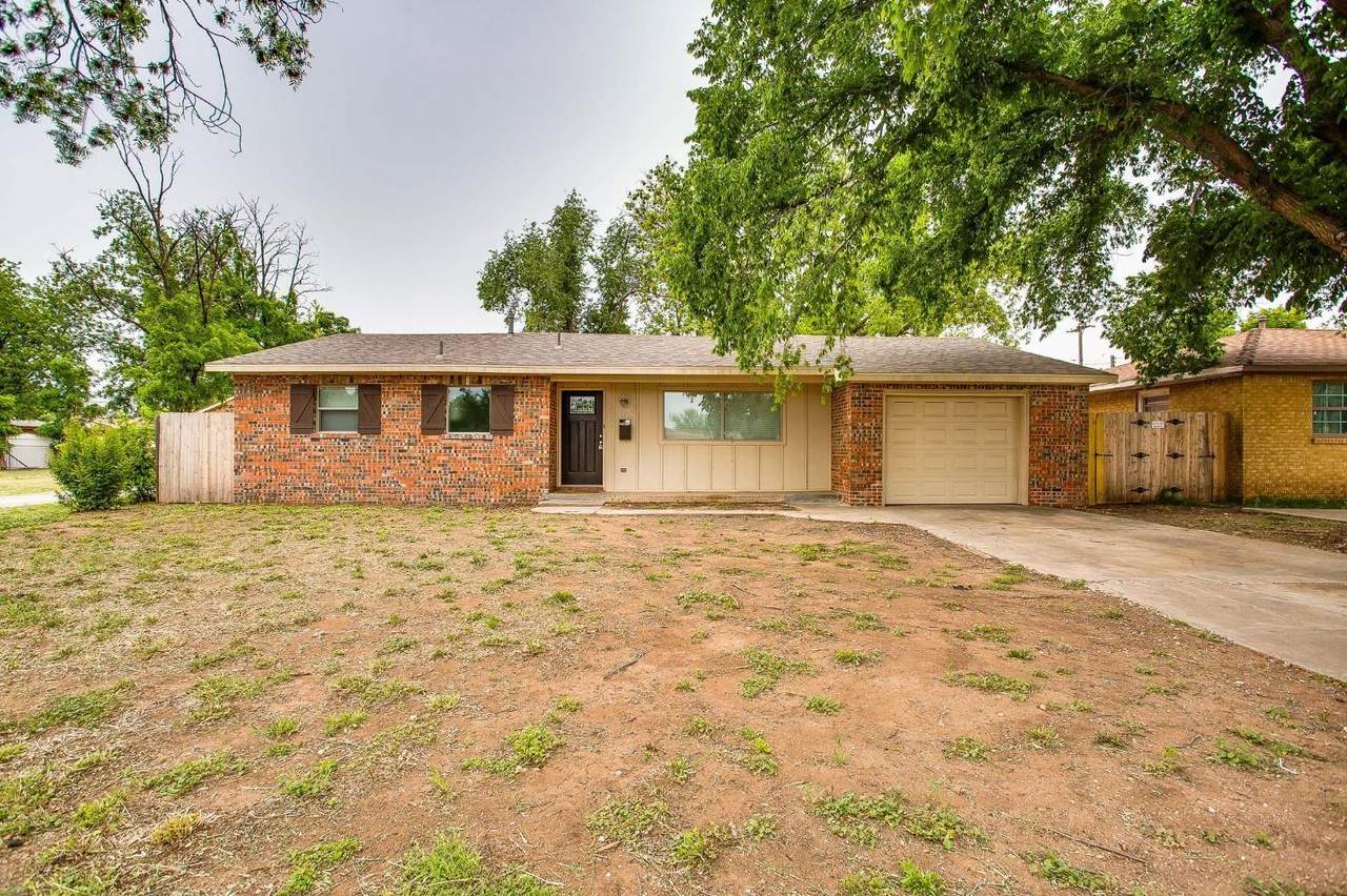 3207 37th Street - Photo 1