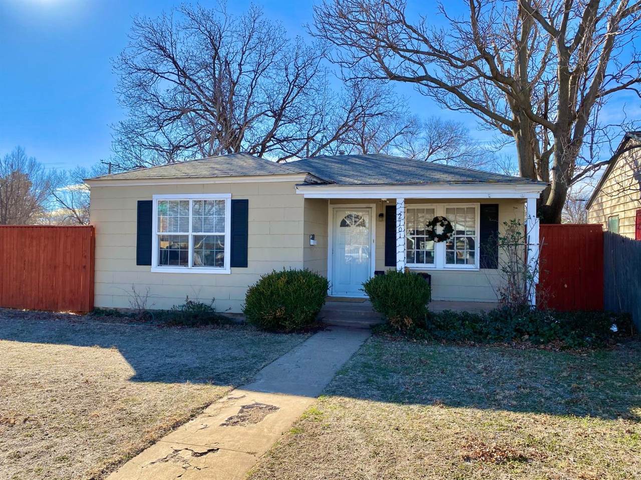 2701 36th Street - Photo 1
