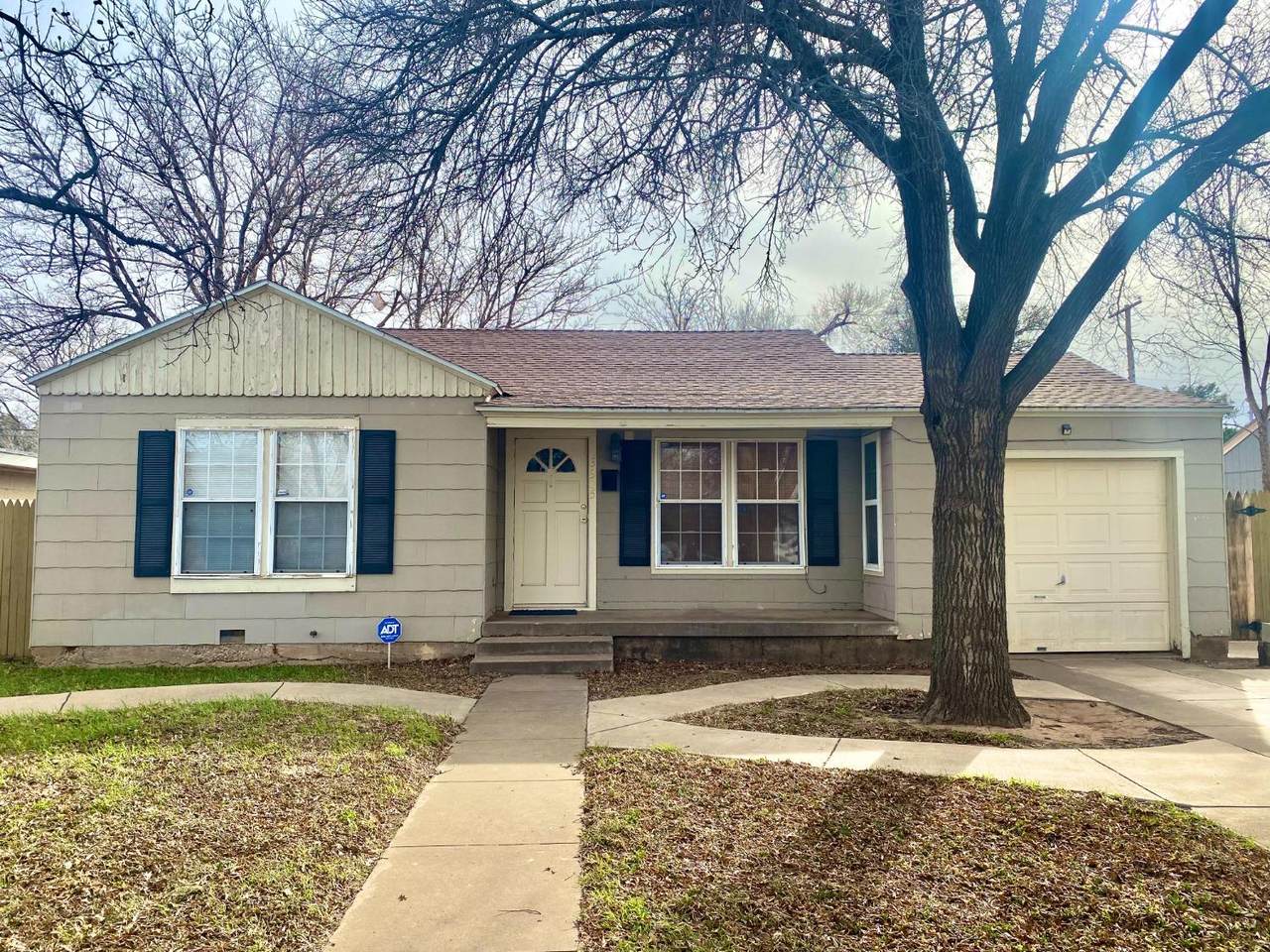 3305 30th Street - Photo 1