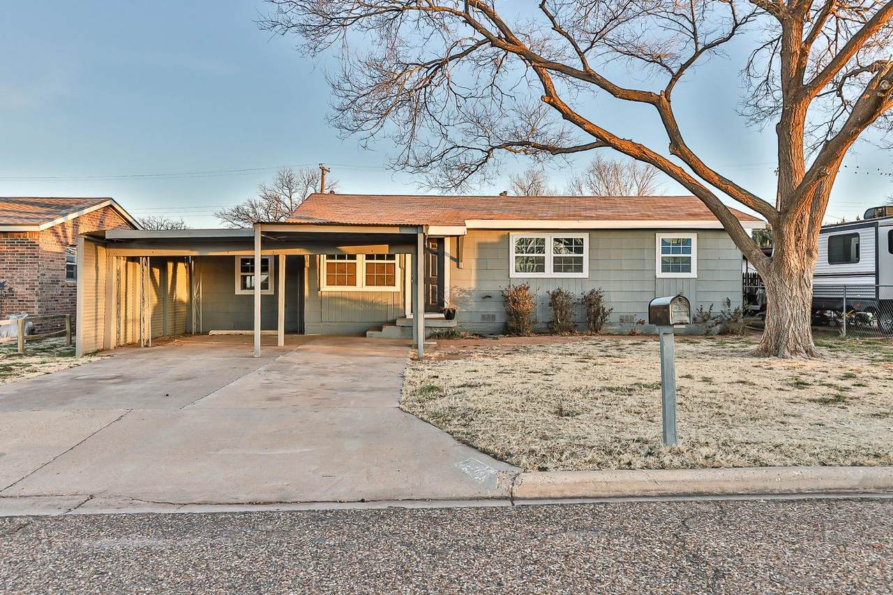 903 13th Street - Photo 1