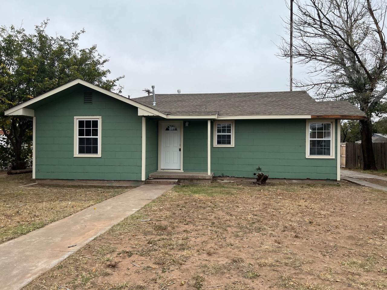 120 Cactus Drive - Photo 1