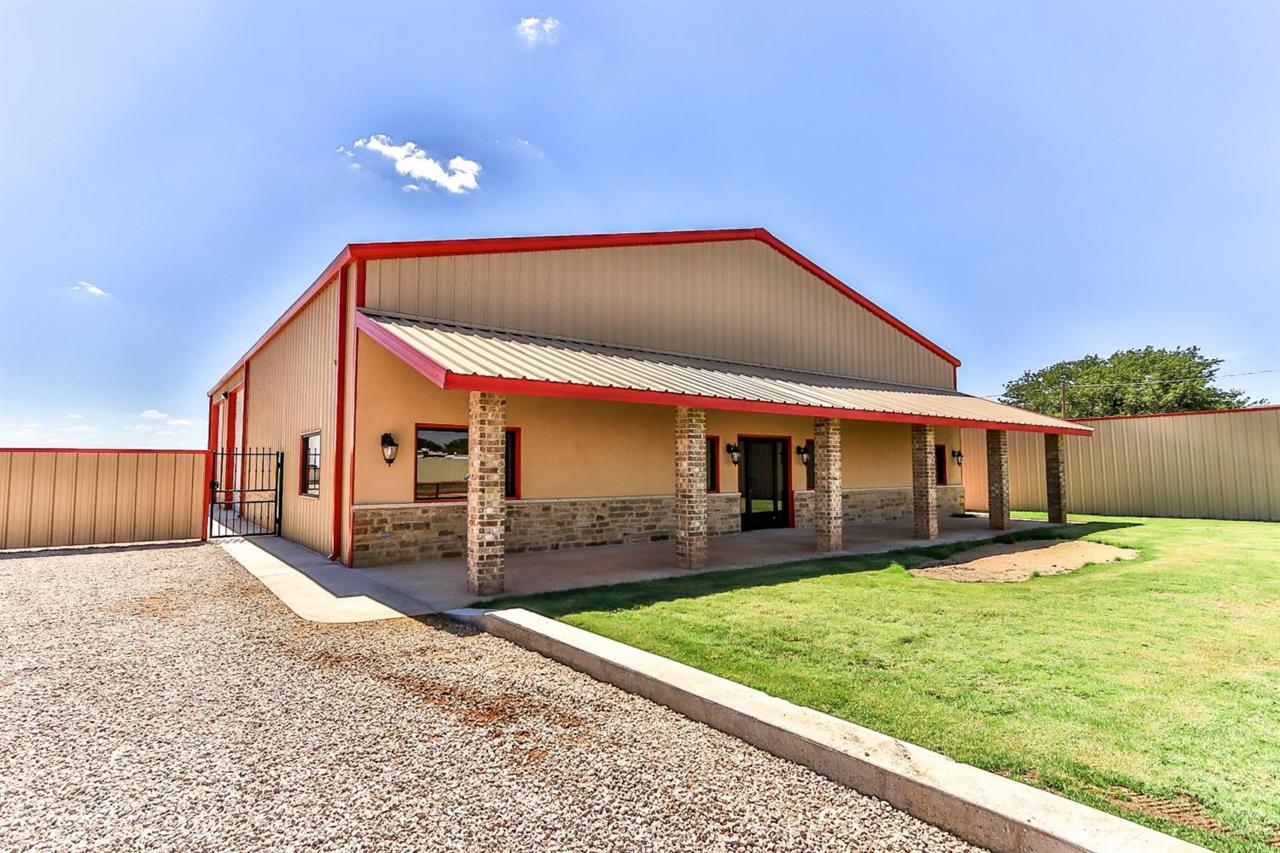 808 County Road 7300 - Photo 1