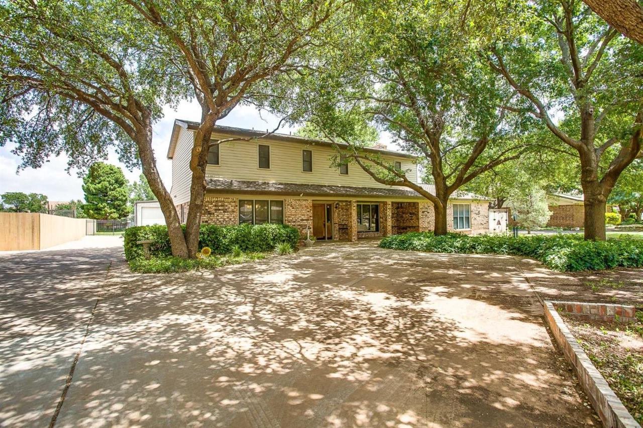6610 1st Street - Photo 1