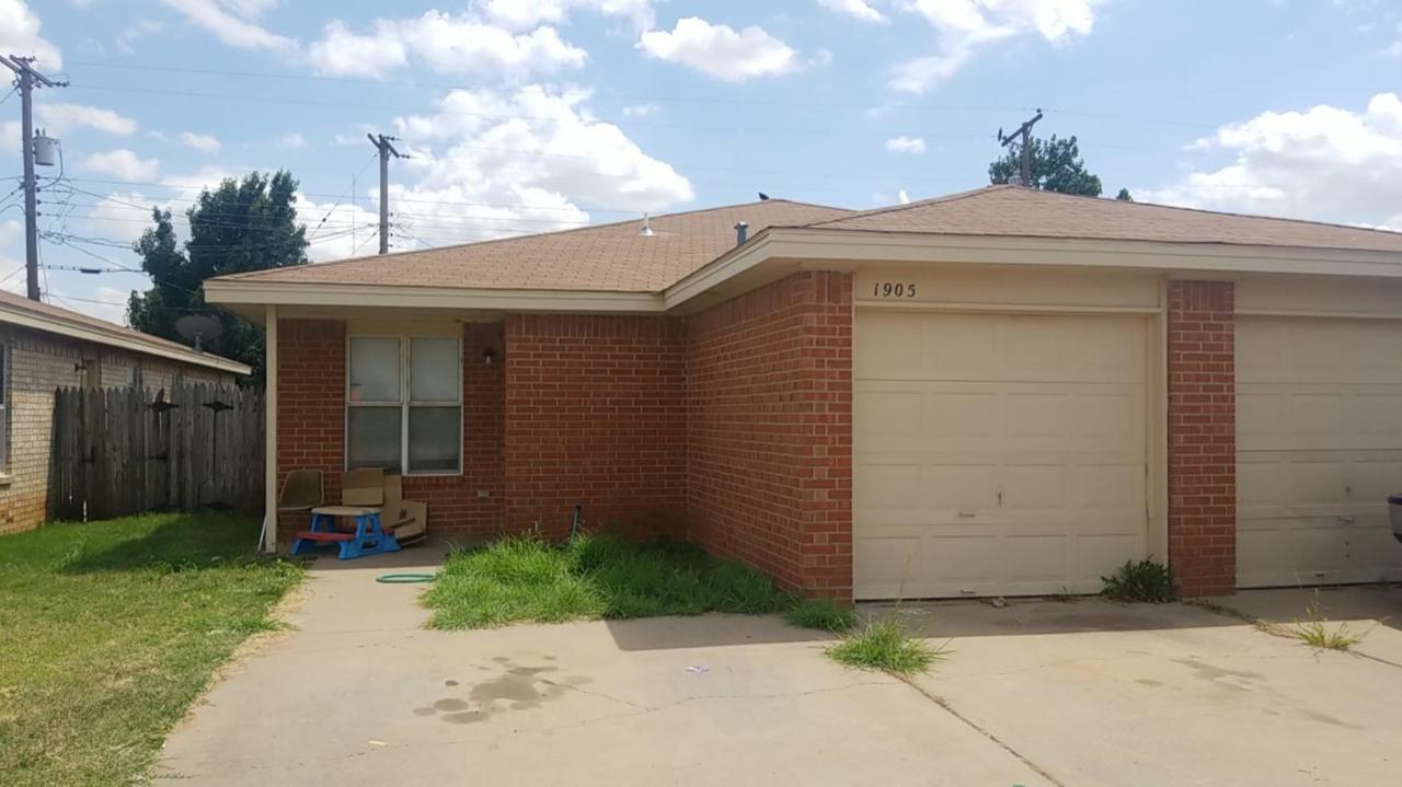 1905 Loop 289 - Photo 1