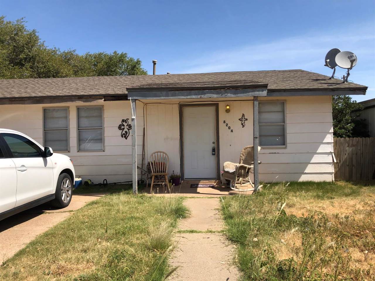 6204 24th Street - Photo 1
