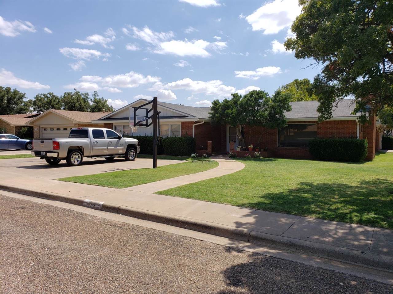 702 Ripley - Photo 1