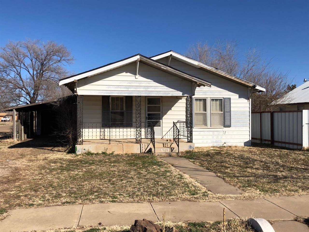 528 Grover Street - Photo 1
