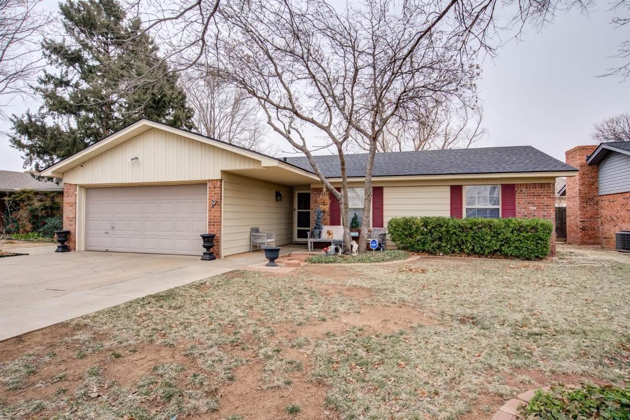 1007 Grover Avenue - Photo 1