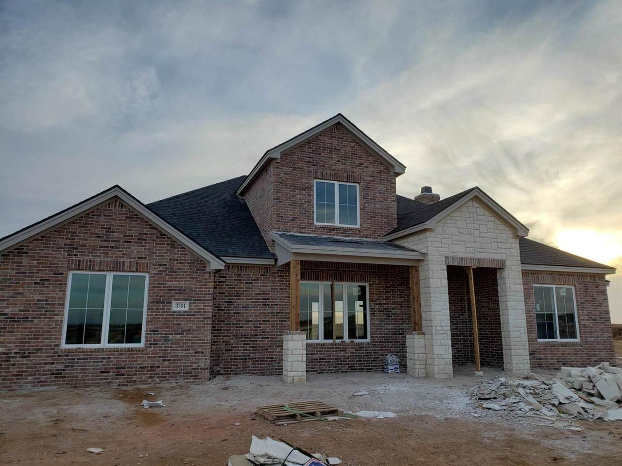 3701 142nd Street - Photo 1