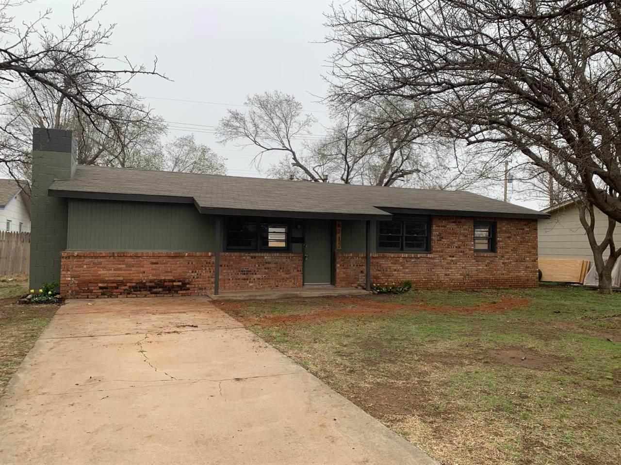 5212 47th Street - Photo 1
