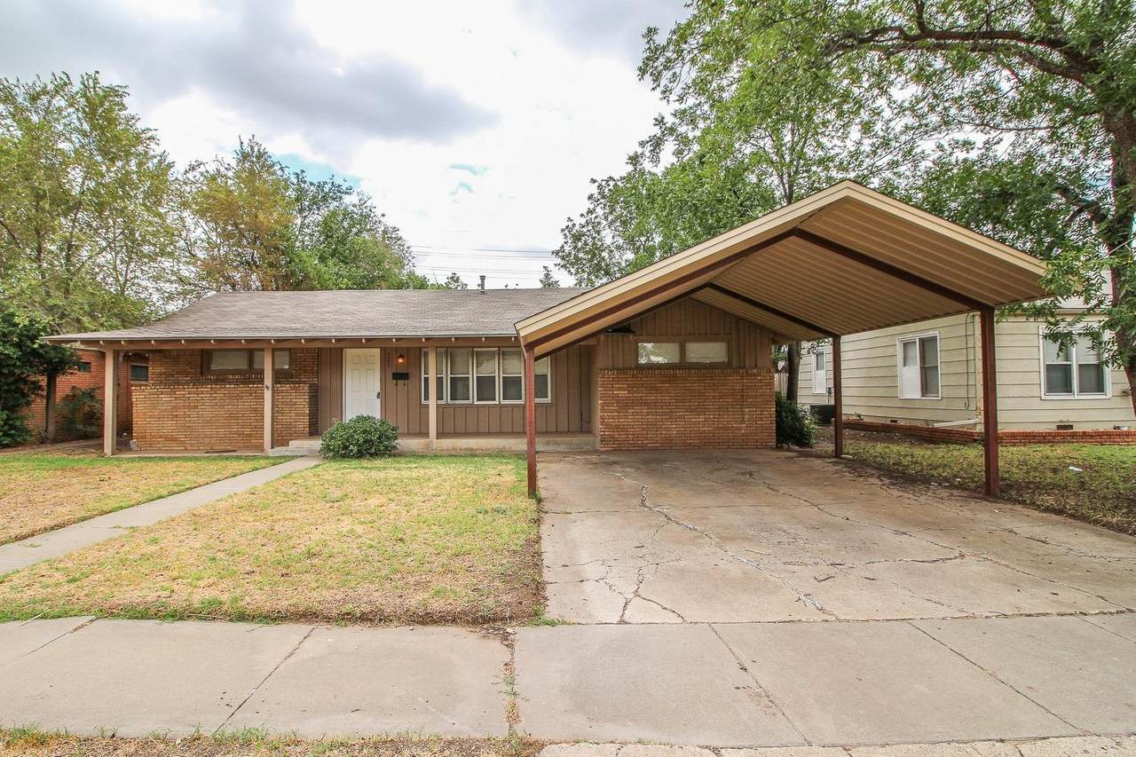 3007 30th Street - Photo 1