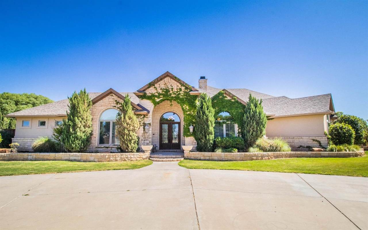 8403 County Road 6910 - Photo 1