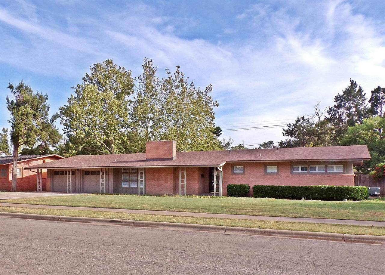 2506 57th Street - Photo 1
