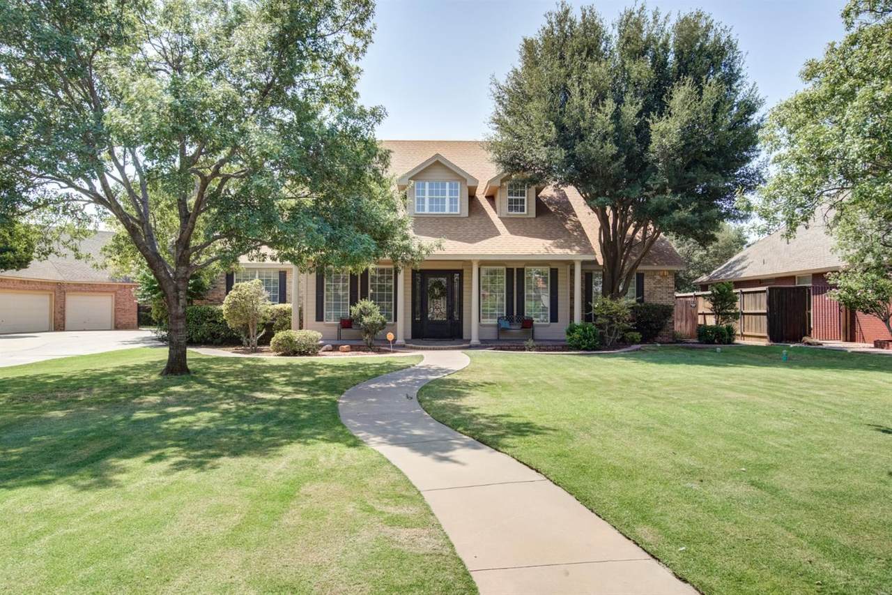 7407 95th Street - Photo 1