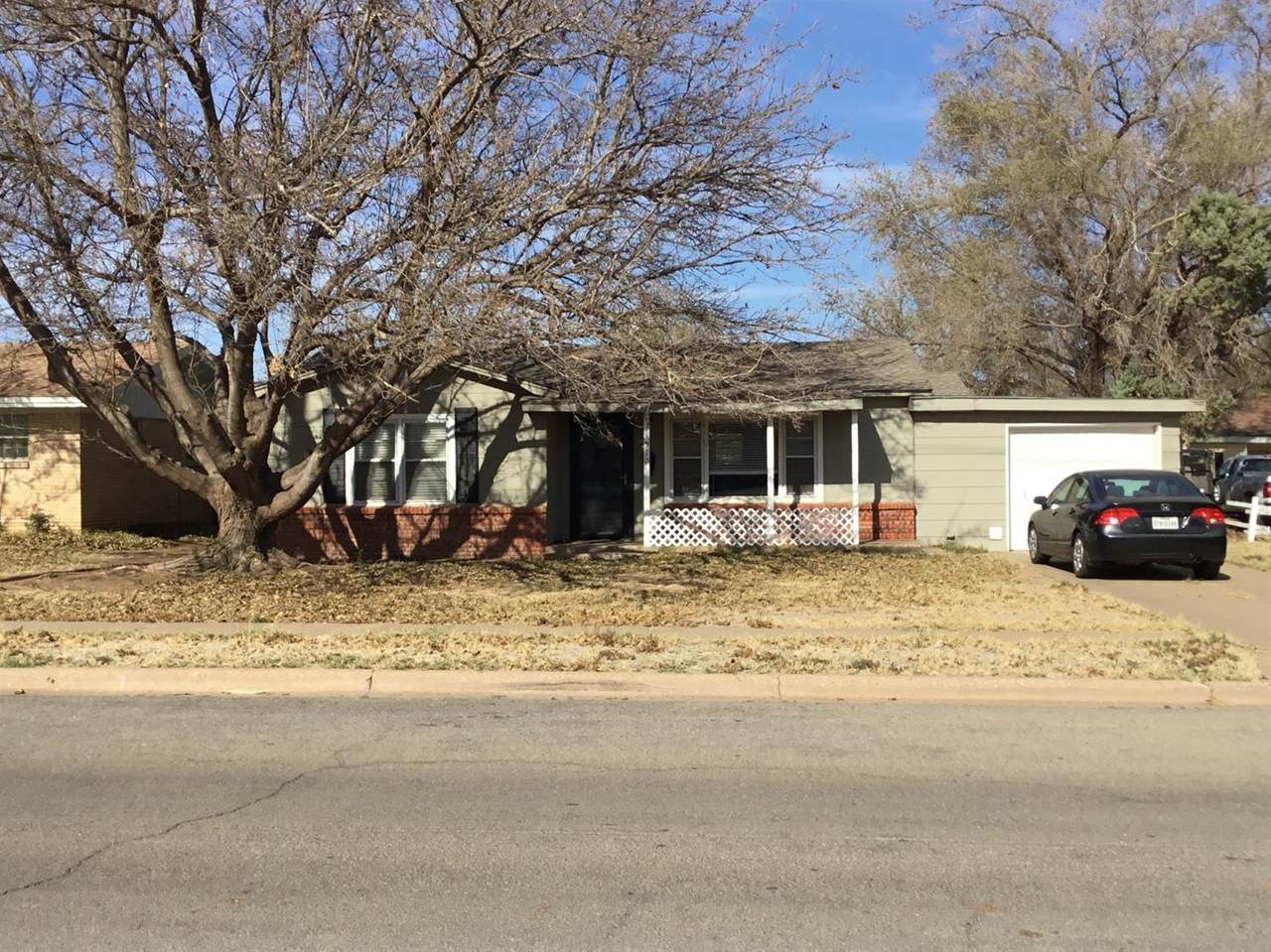 4510 42nd Street - Photo 1