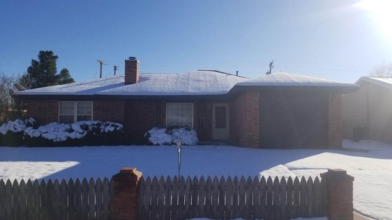 4805 7th Street - Photo 1